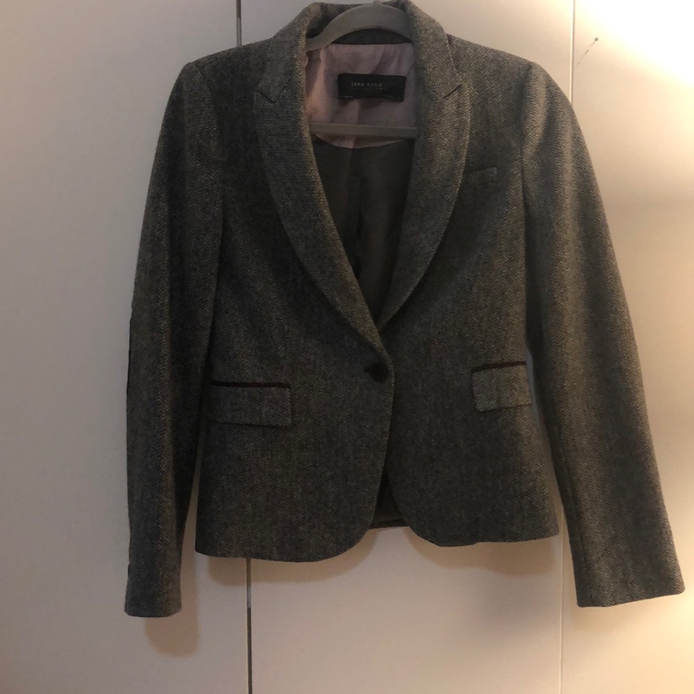 Zara grey and white and red blazer